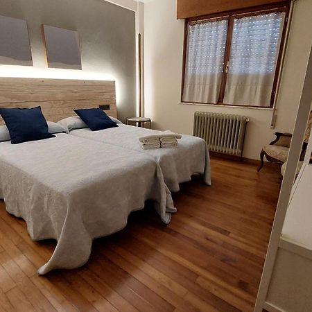 Villa Isabel 2 Llaves Arriondas Exteriér fotografie