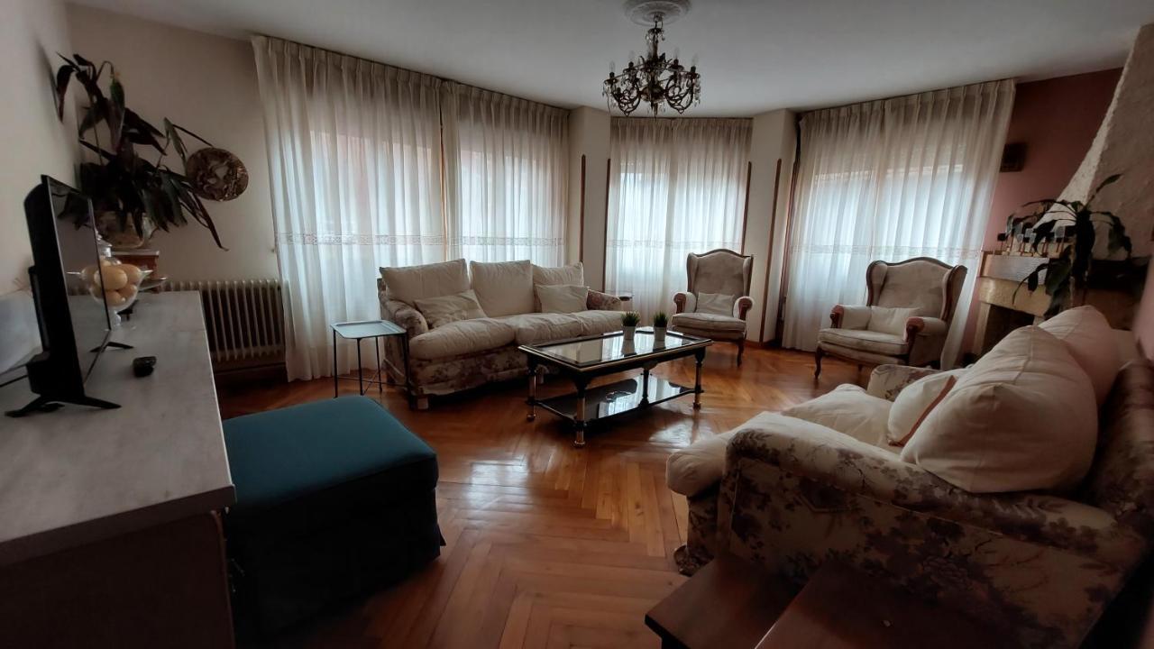 Villa Isabel 2 Llaves Arriondas Exteriér fotografie